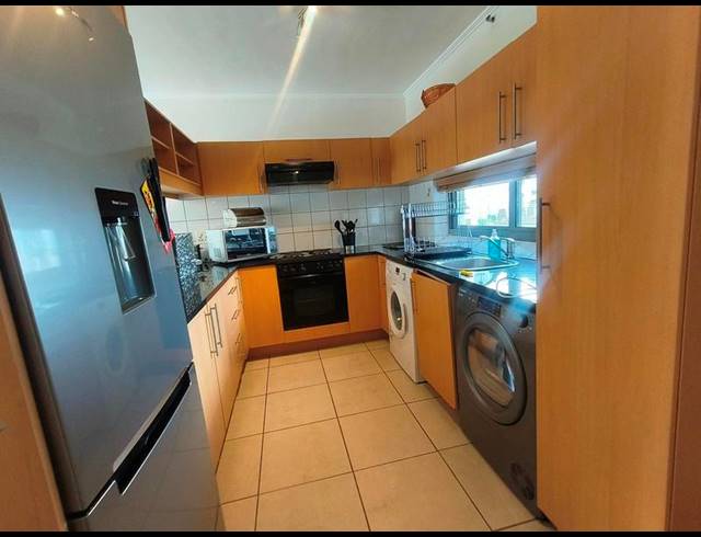 2 BEDROOM PROPERTY TO RENT IN CLAREMONT UPPER